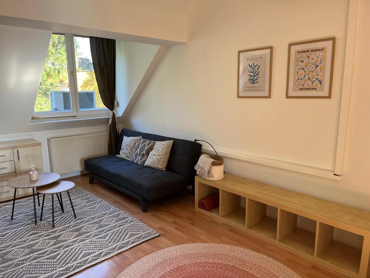 Studio Loft Apartment Печ Екстериор снимка